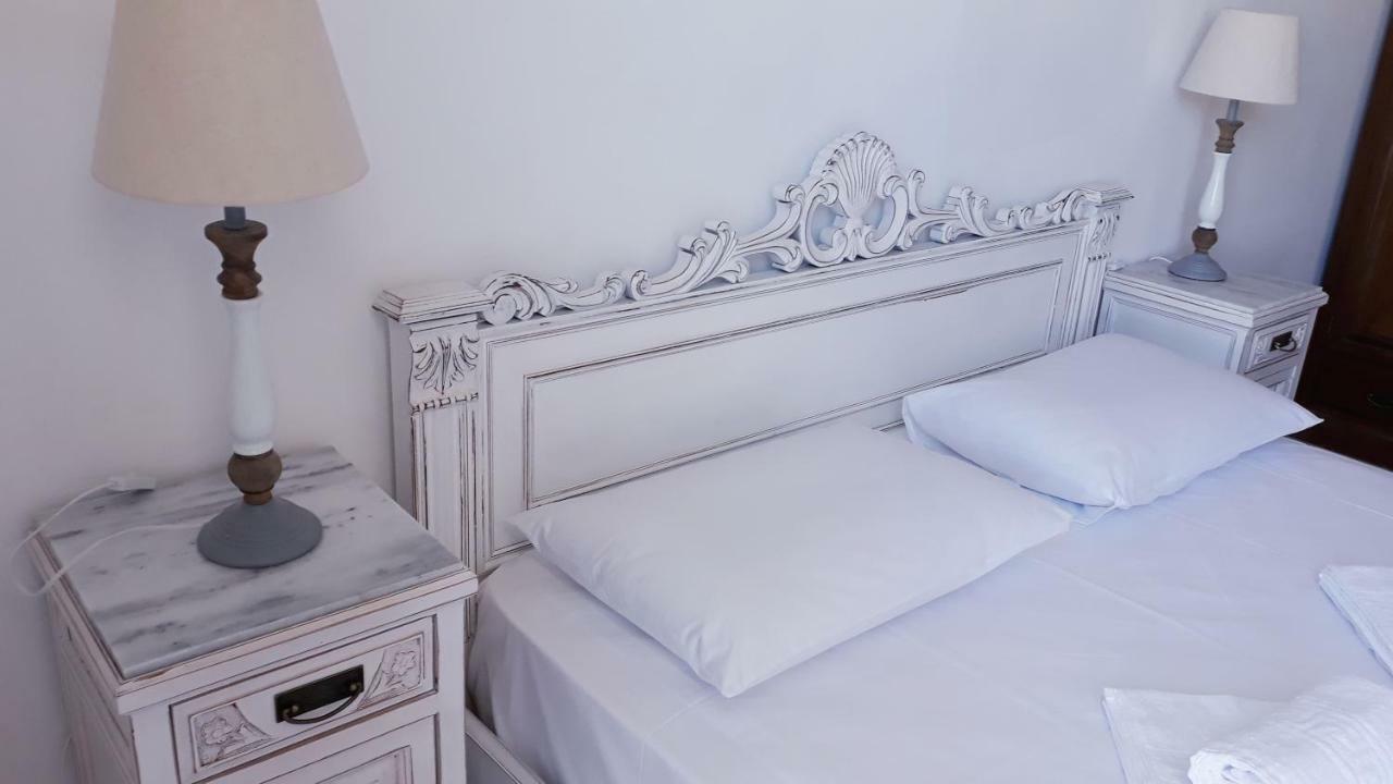 Christos Rooms Palaiochora Luaran gambar